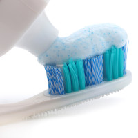 ¿Qué cepillo y pasta dental usar?